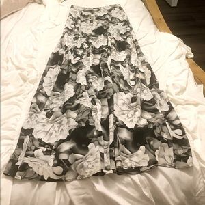 Show me your Mumu skirt